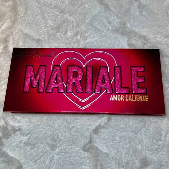 Too Faced x Mariale Amor Caliente Limited Edition Collab Eye Shadow Palette - Picture 10 of 14